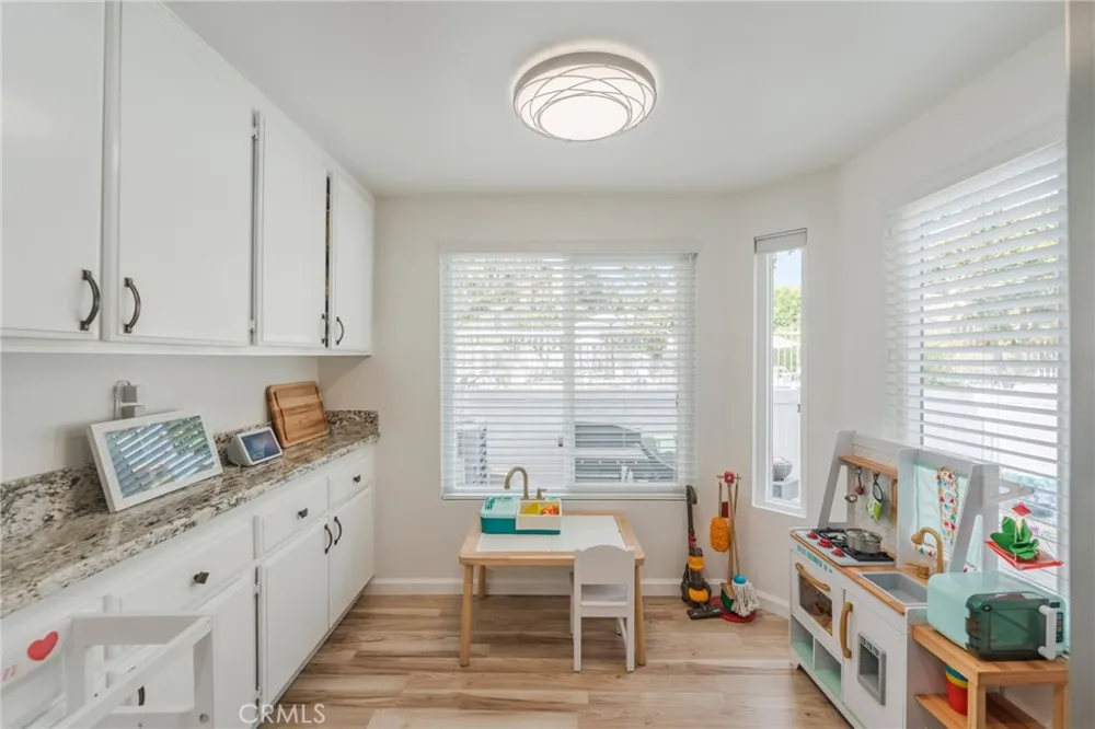 23 Vista Colinas Rancho Santa Margarita, CA 92688
