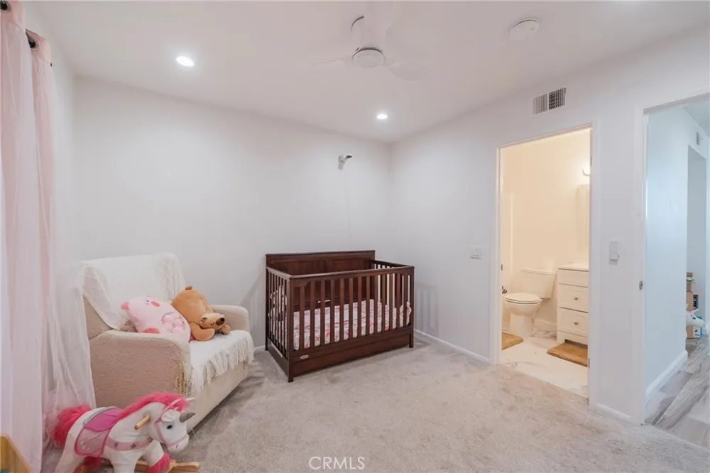 23 Vista Colinas Rancho Santa Margarita, CA 92688