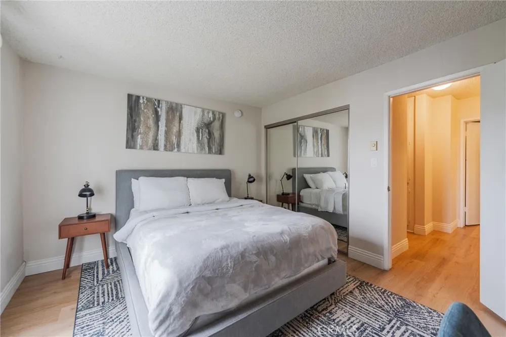 8163 Redlands Street #56 Playa del Rey, CA 90293