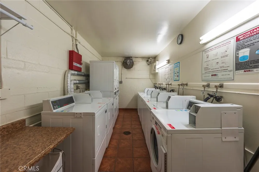 8163 Redlands Street #56 Playa del Rey, CA 90293