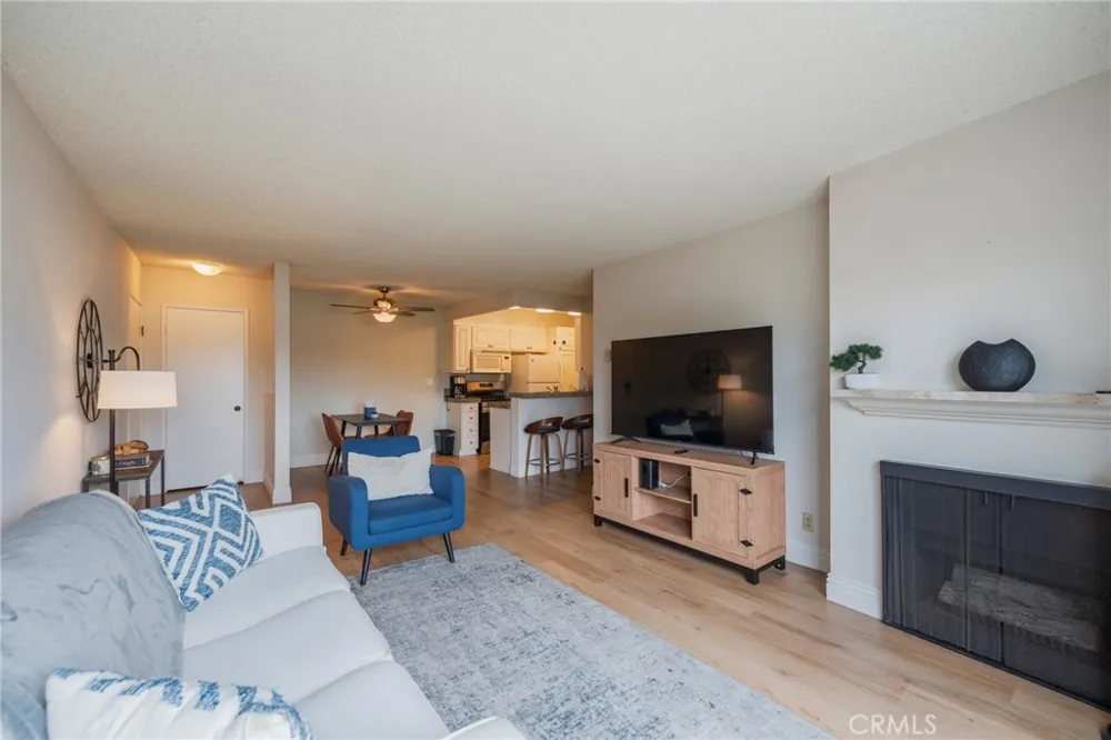 8163 Redlands Street #56 Playa del Rey, CA 90293