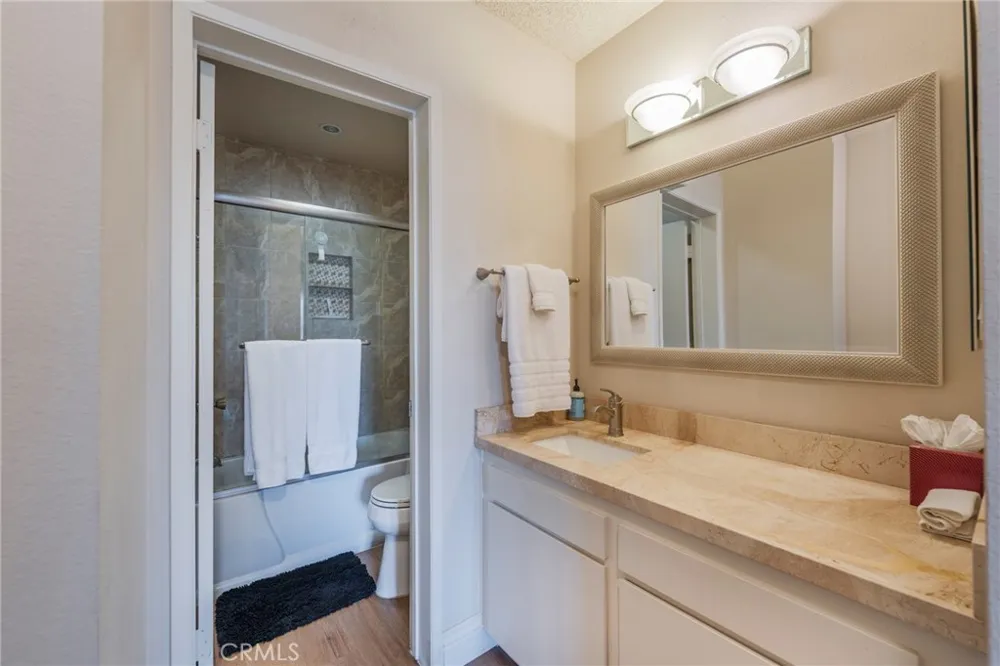 8163 Redlands Street #56 Playa del Rey, CA 90293