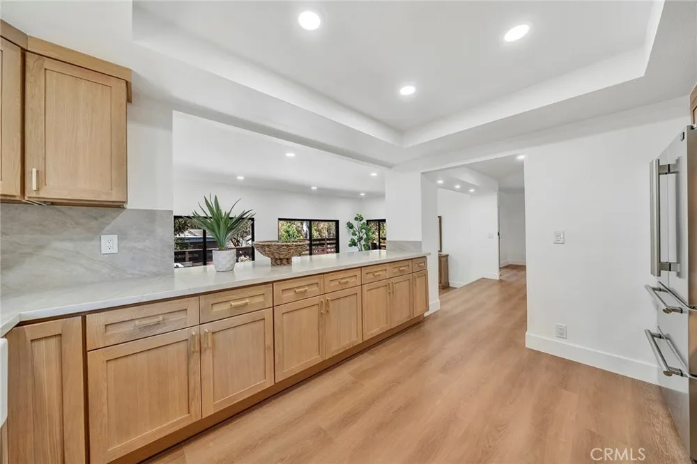 25031 Castlewood Lake Forest, CA 92630
