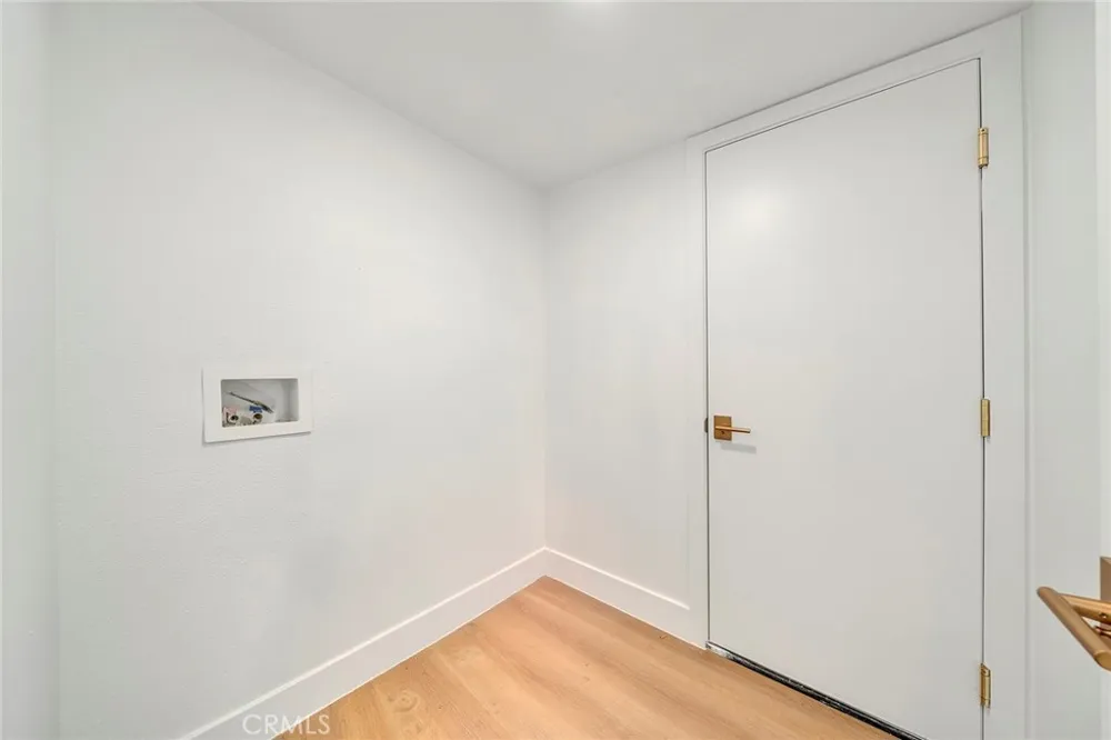 25031 Castlewood Lake Forest, CA 92630
