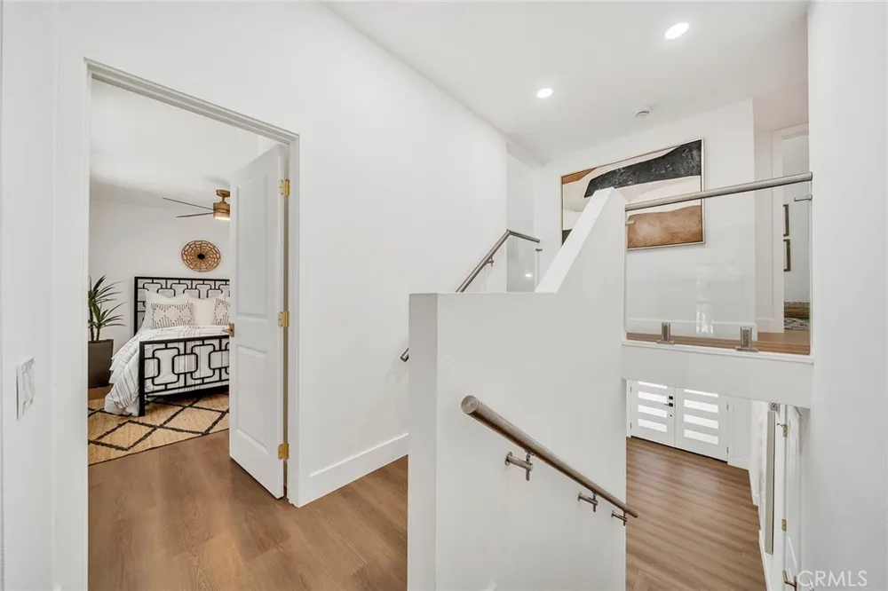 25031 Castlewood Lake Forest, CA 92630