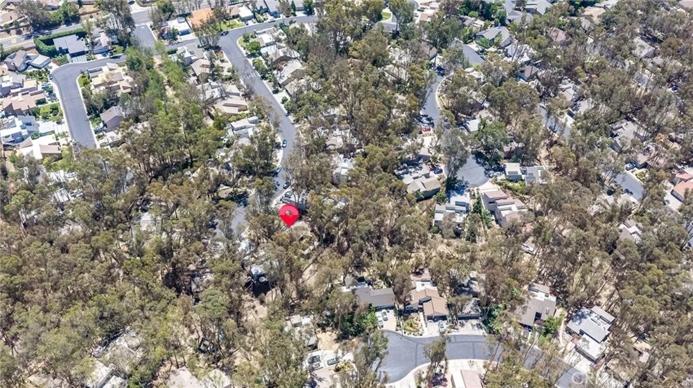 25031 Castlewood Lake Forest, CA 92630