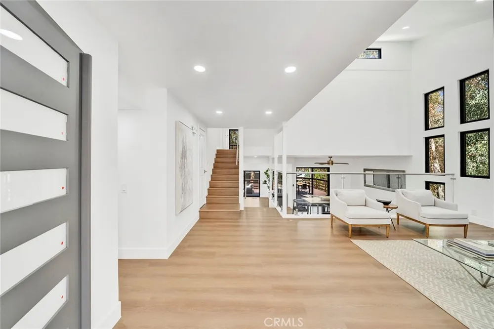 25031 Castlewood Lake Forest, CA 92630