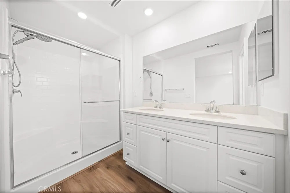 3923 E Carmel Privado Ontario, CA 91761