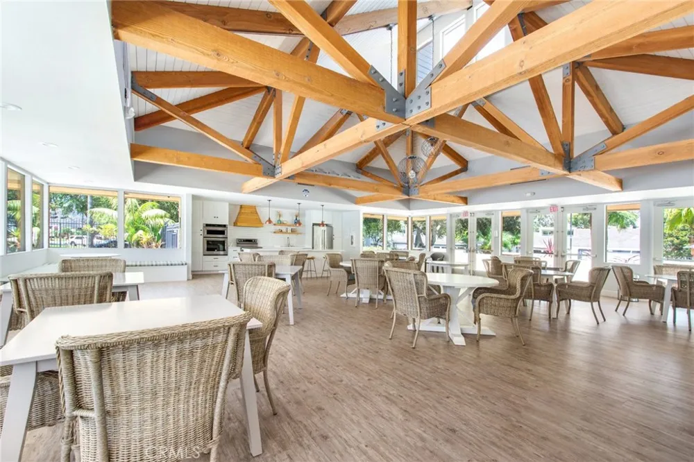 19532 Sandcastle Huntington Beach, CA 92648