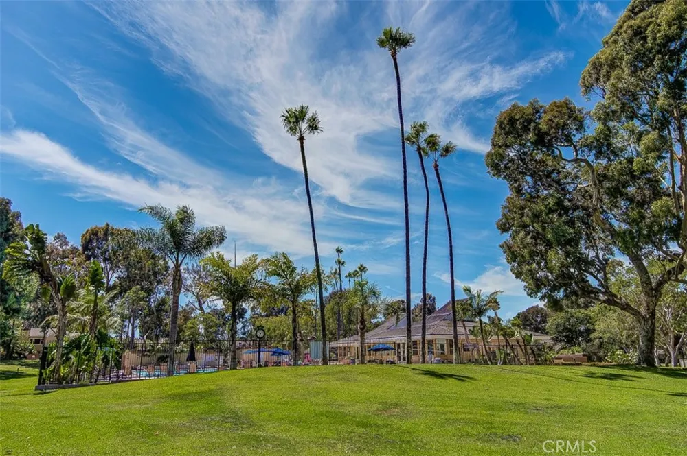 19532 Sandcastle Huntington Beach, CA 92648