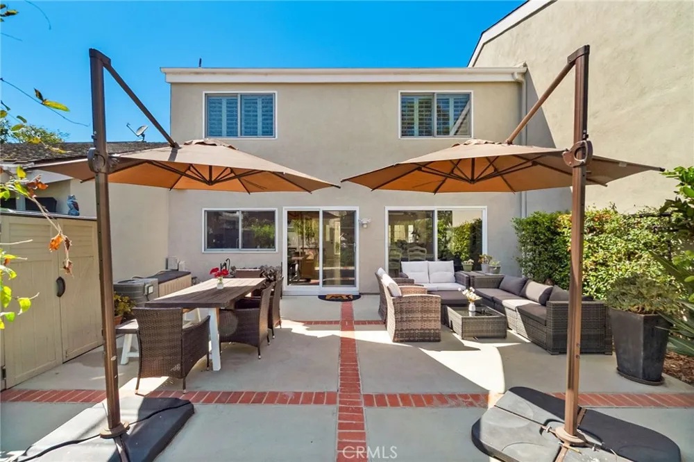 19532 Sandcastle Huntington Beach, CA 92648