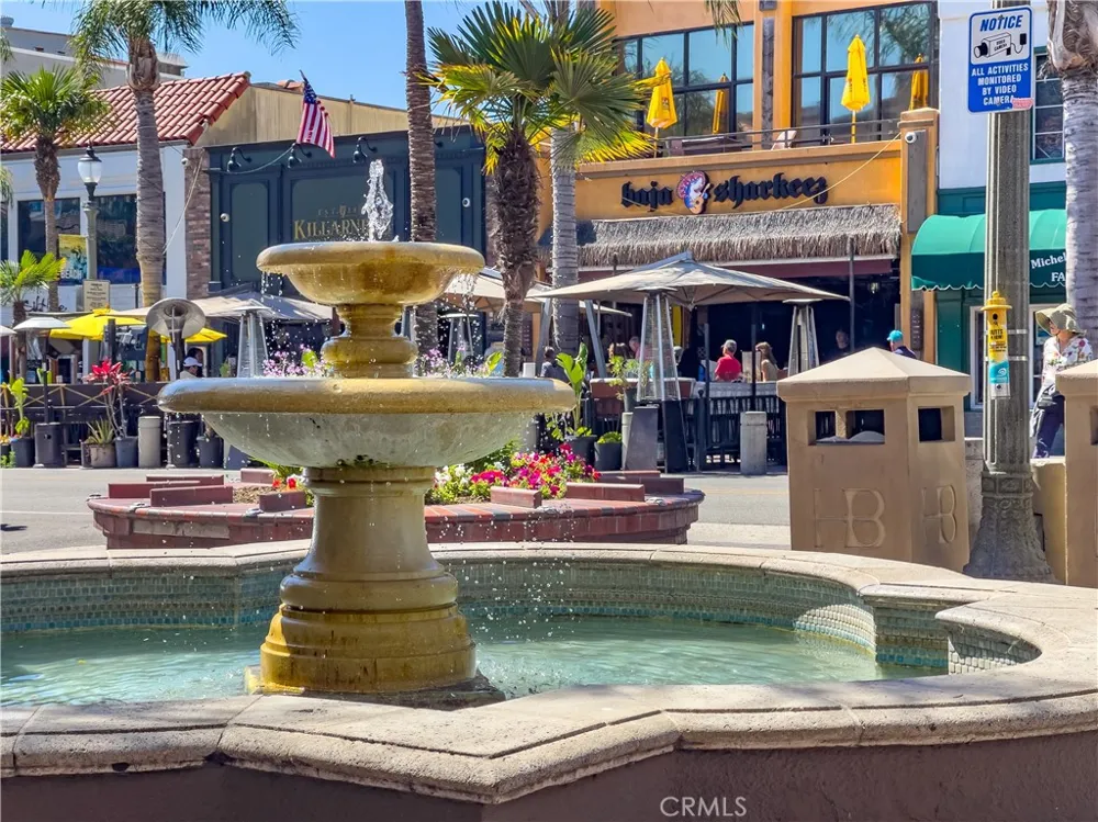 19532 Sandcastle Huntington Beach, CA 92648
