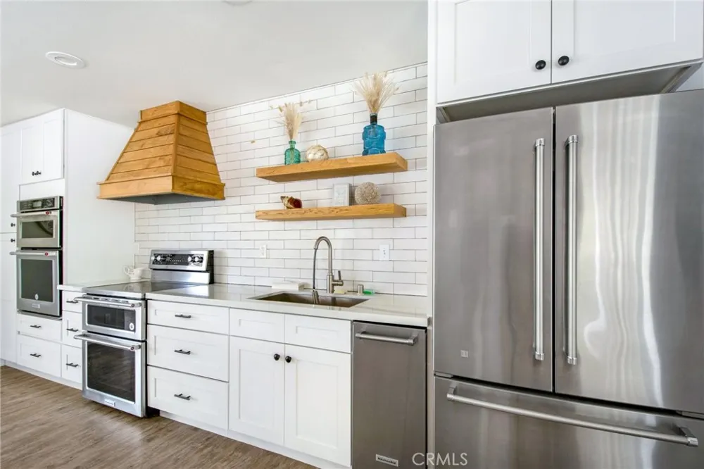 19532 Sandcastle Huntington Beach, CA 92648