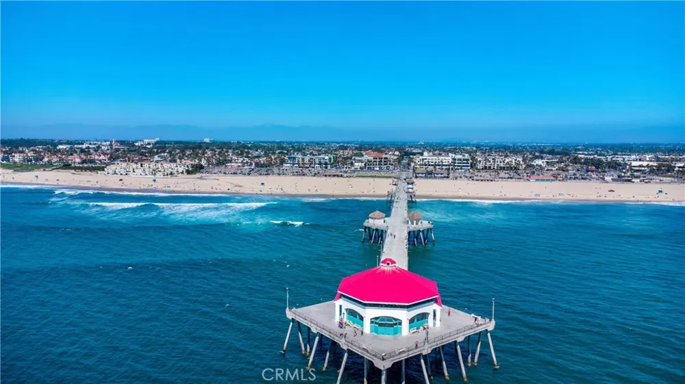 19532 Sandcastle Huntington Beach, CA 92648