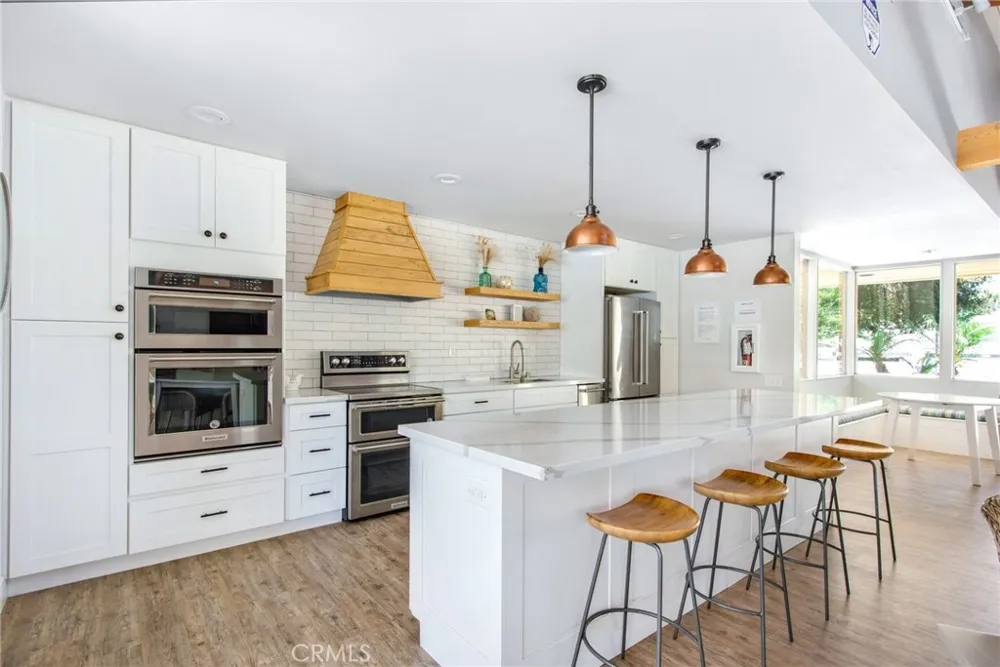 19532 Sandcastle Huntington Beach, CA 92648