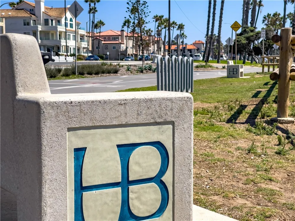 19532 Sandcastle Huntington Beach, CA 92648