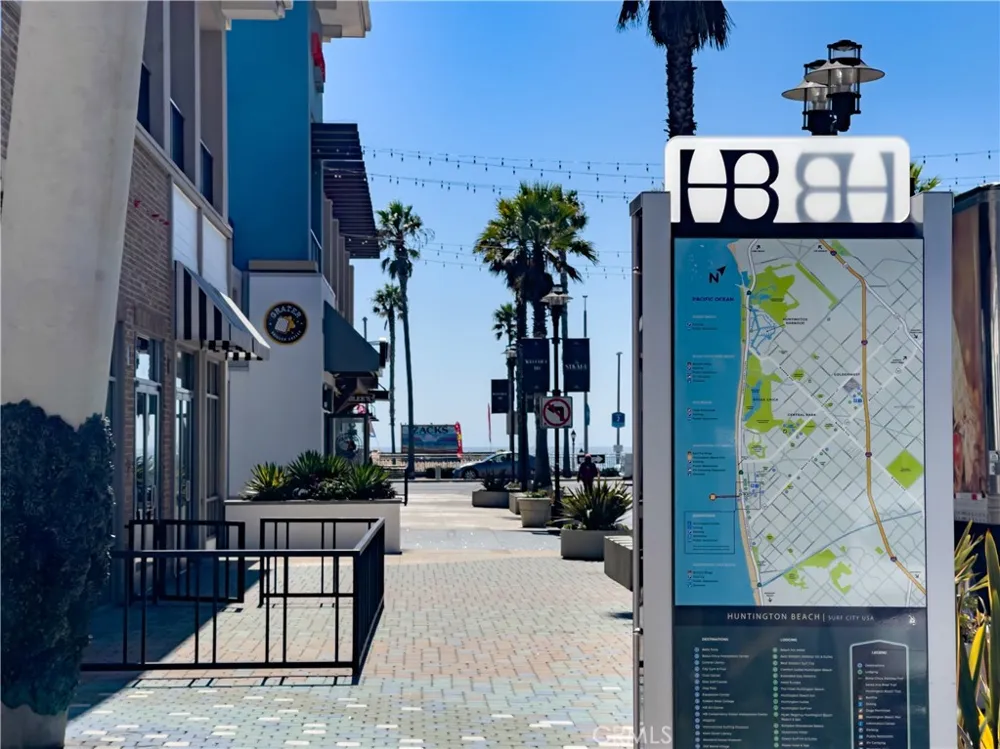 19532 Sandcastle Huntington Beach, CA 92648