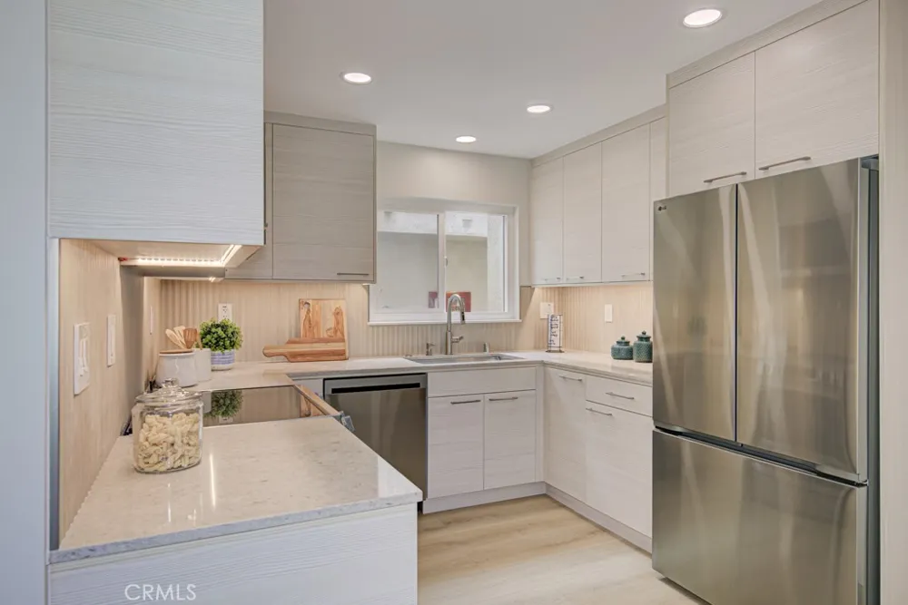 2386 Via Mariposa West W #2F Laguna Woods, CA 92637