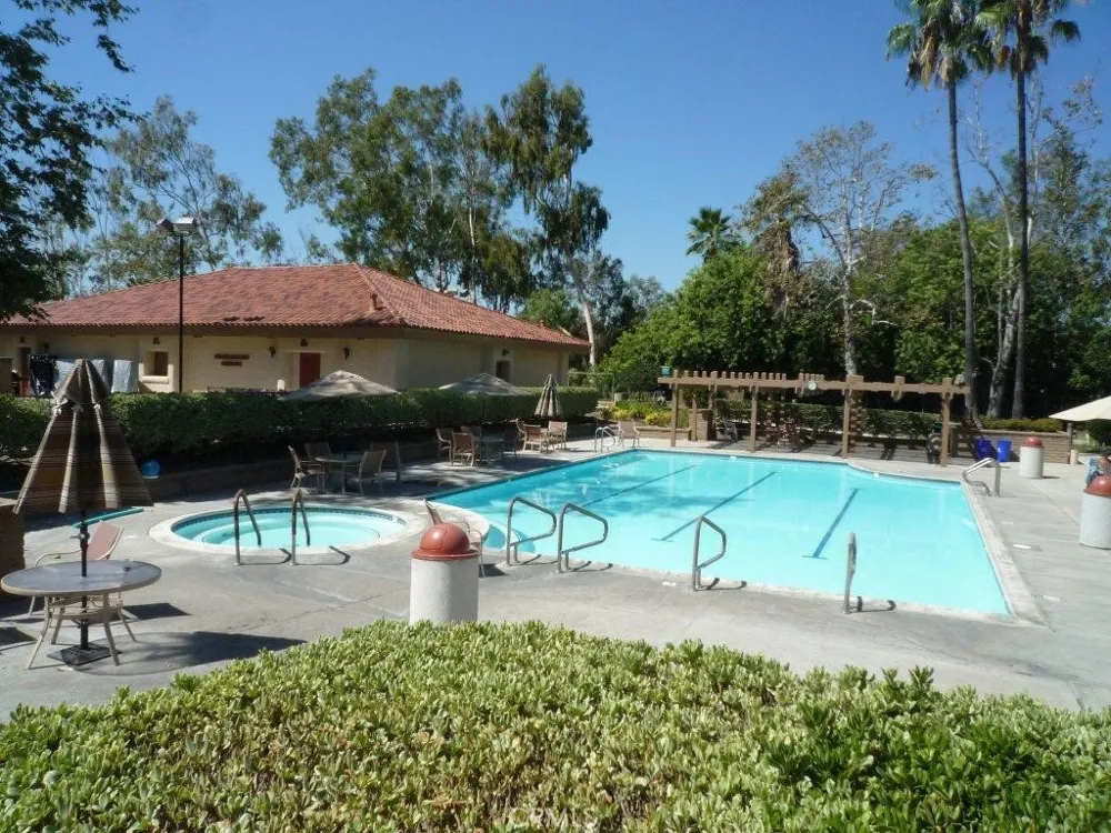 28162 Via Herrera Mission Viejo, CA 92692