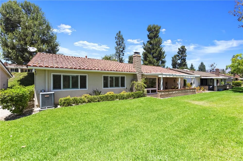 28162 Via Herrera Mission Viejo, CA 92692