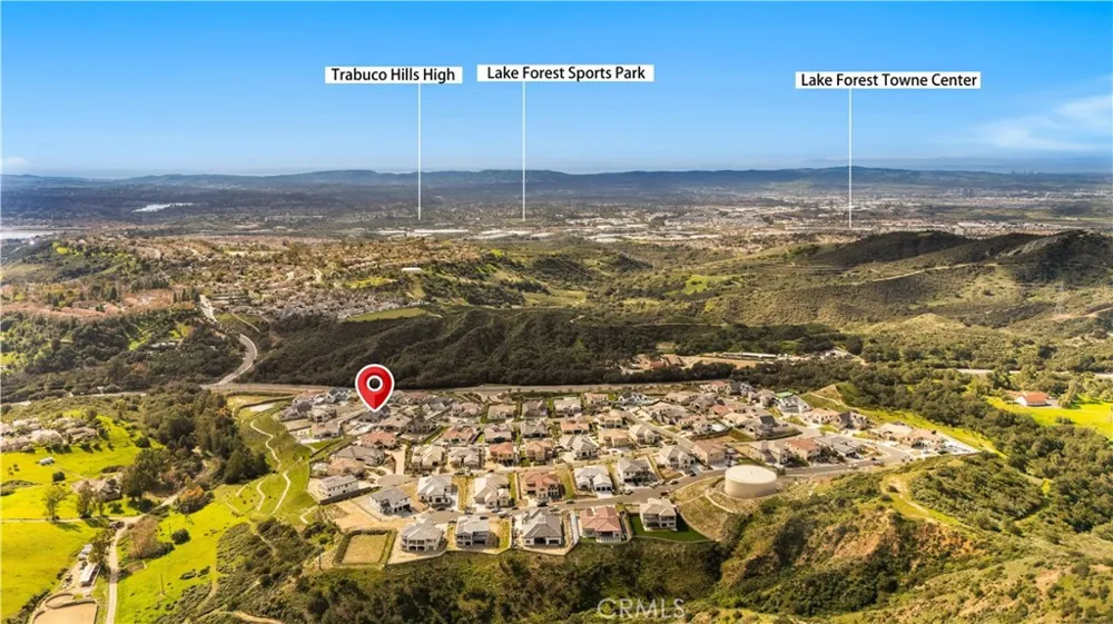 18472 Boulder Bluff Silverado, CA 92676