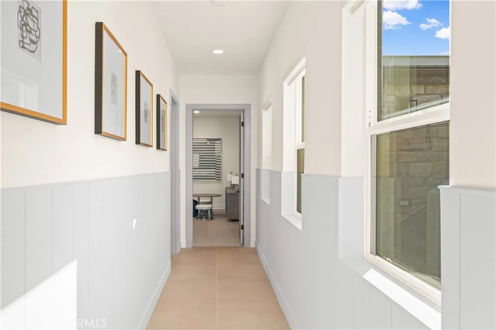 18472 Boulder Bluff Silverado, CA 92676