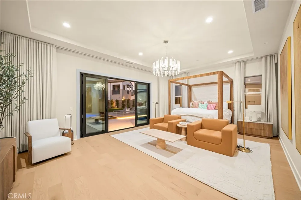 18472 Boulder Bluff Silverado, CA 92676