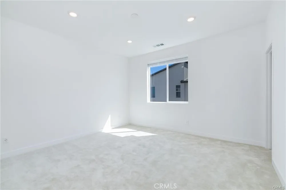 152 Restore Irvine, CA 92618