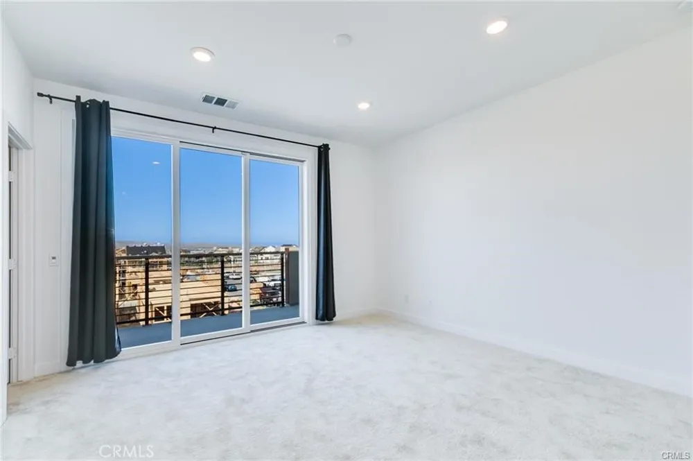 152 Restore Irvine, CA 92618