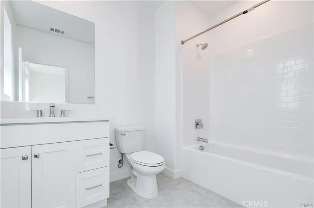 152 Restore Irvine, CA 92618
