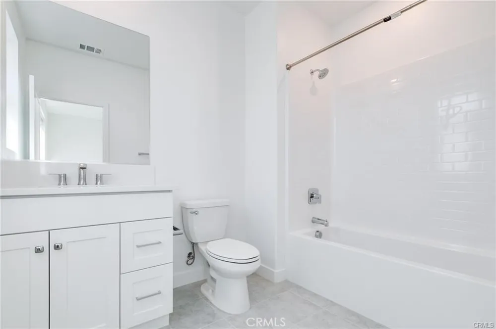 152 Restore Irvine, CA 92618