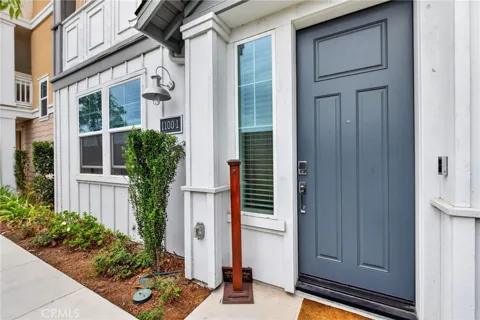 1100 N Anaheim Blvd #1