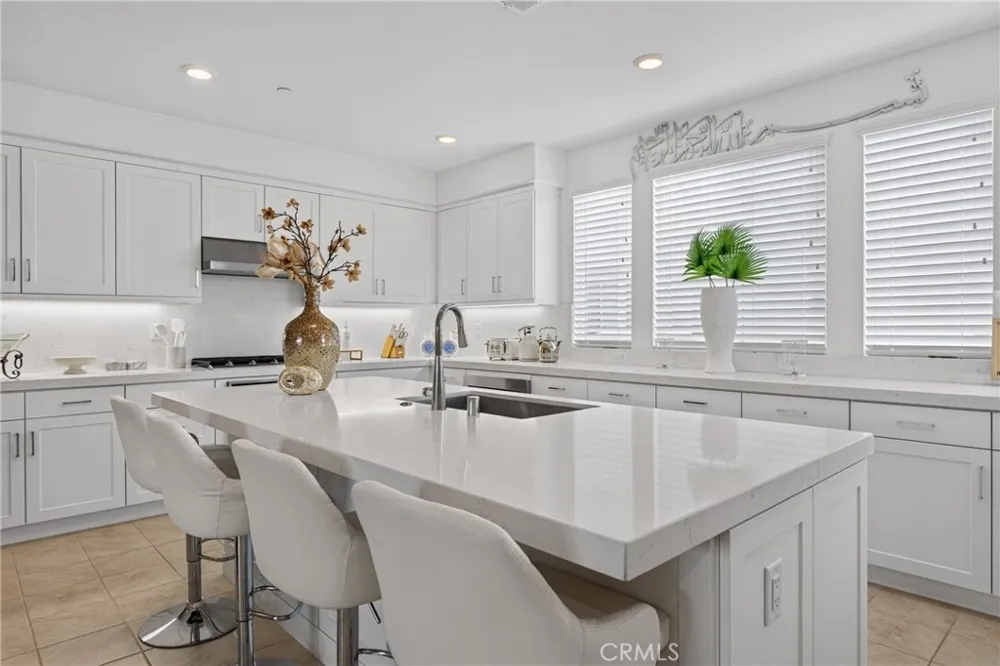 1100 N Anaheim Blvd #1 Anaheim, CA 92801