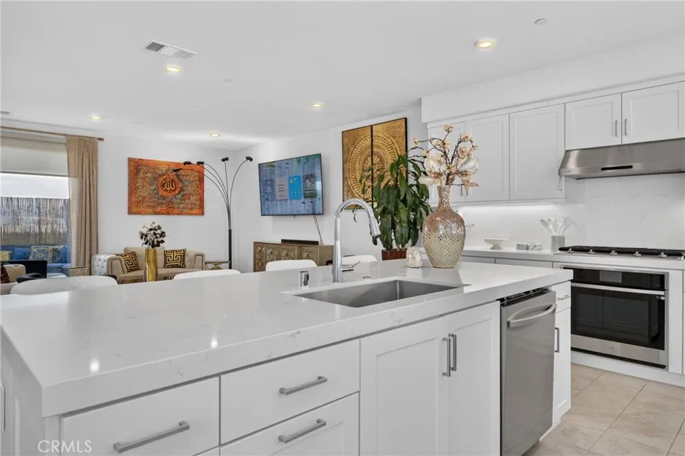 1100 N Anaheim Blvd #1 Anaheim, CA 92801