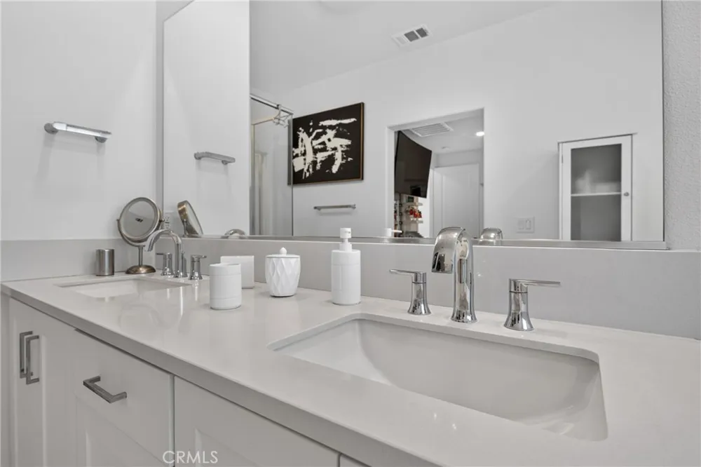 1100 N Anaheim Blvd #1 Anaheim, CA 92801