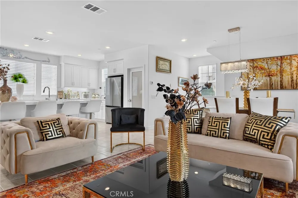 1100 N Anaheim Blvd #1 Anaheim, CA 92801