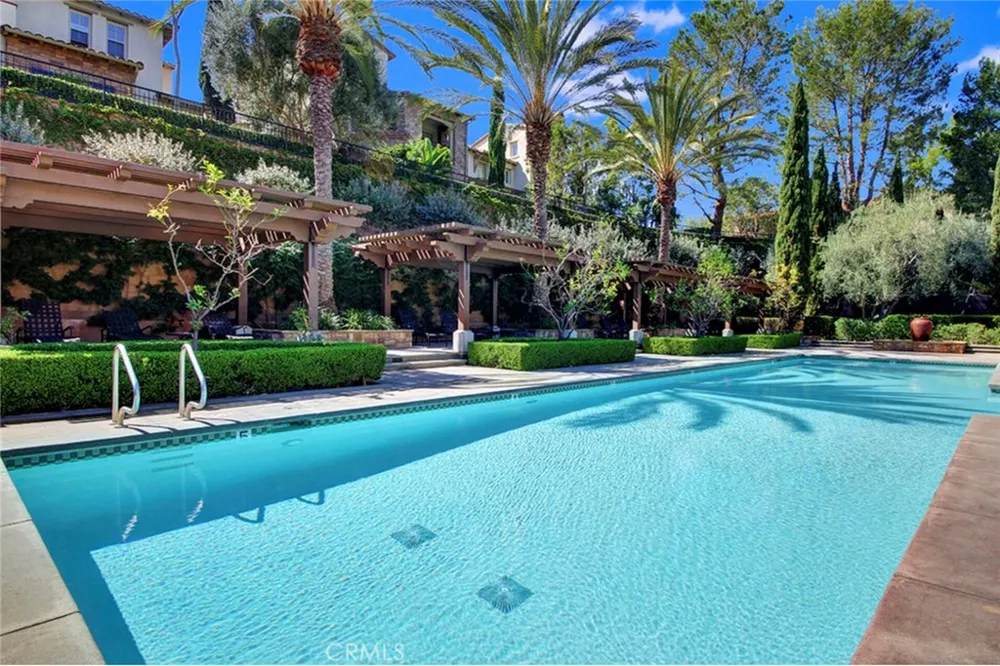51 MANDRIA Newport Coast, CA 92657