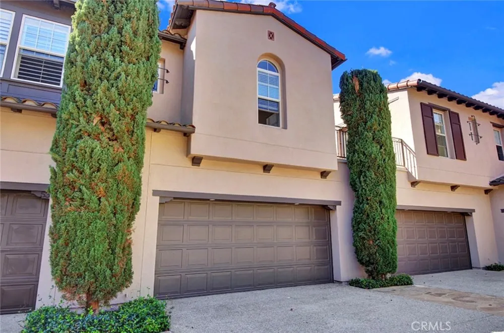 51 MANDRIA Newport Coast, CA 92657