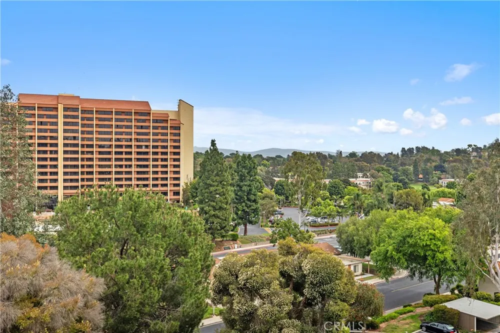 5371 Punta Alta #3B Laguna Woods, CA 92637