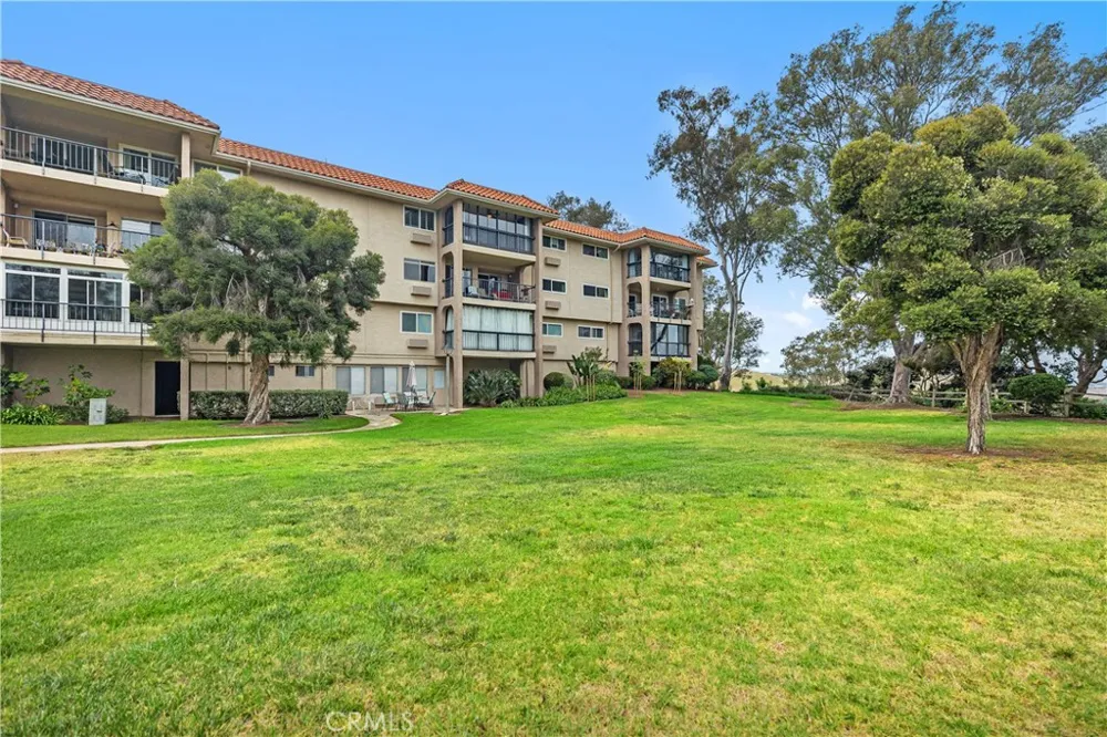 5371 Punta Alta #3B Laguna Woods, CA 92637