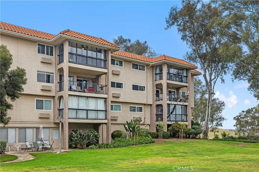 5371 Punta Alta #3B Laguna Woods, CA 92637
