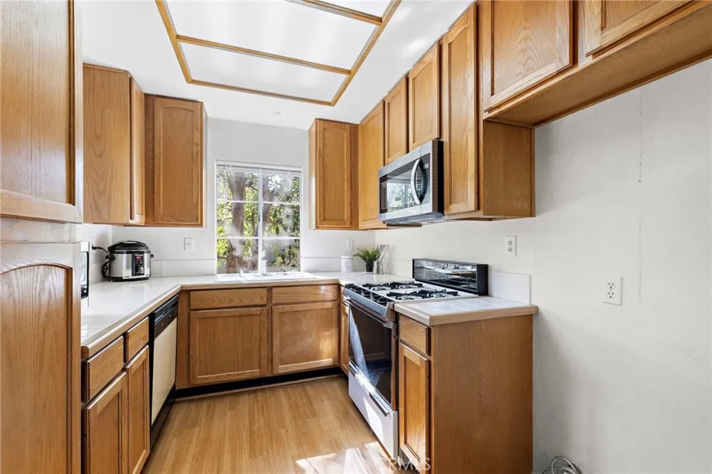 75 Via Contento Rancho Santa Margarita, CA 92688
