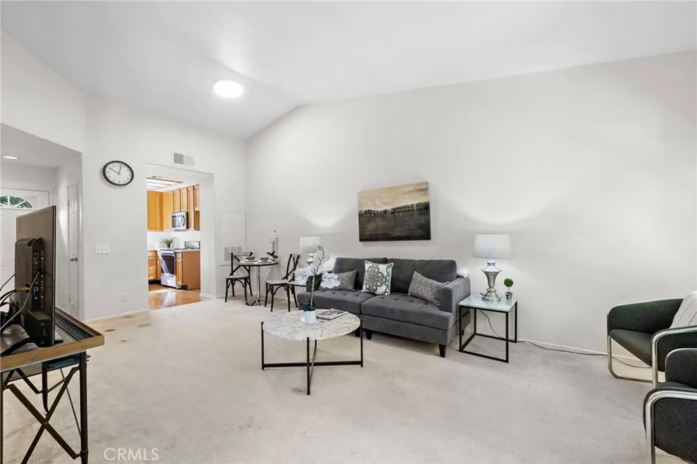 75 Via Contento Rancho Santa Margarita, CA 92688