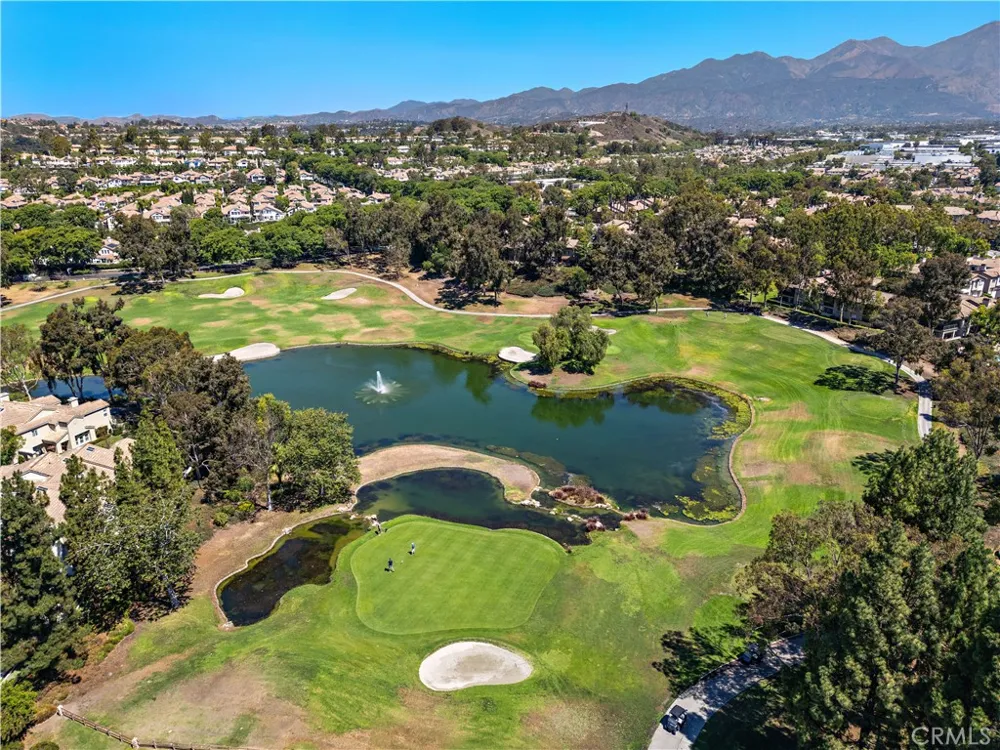 75 Via Contento Rancho Santa Margarita, CA 92688