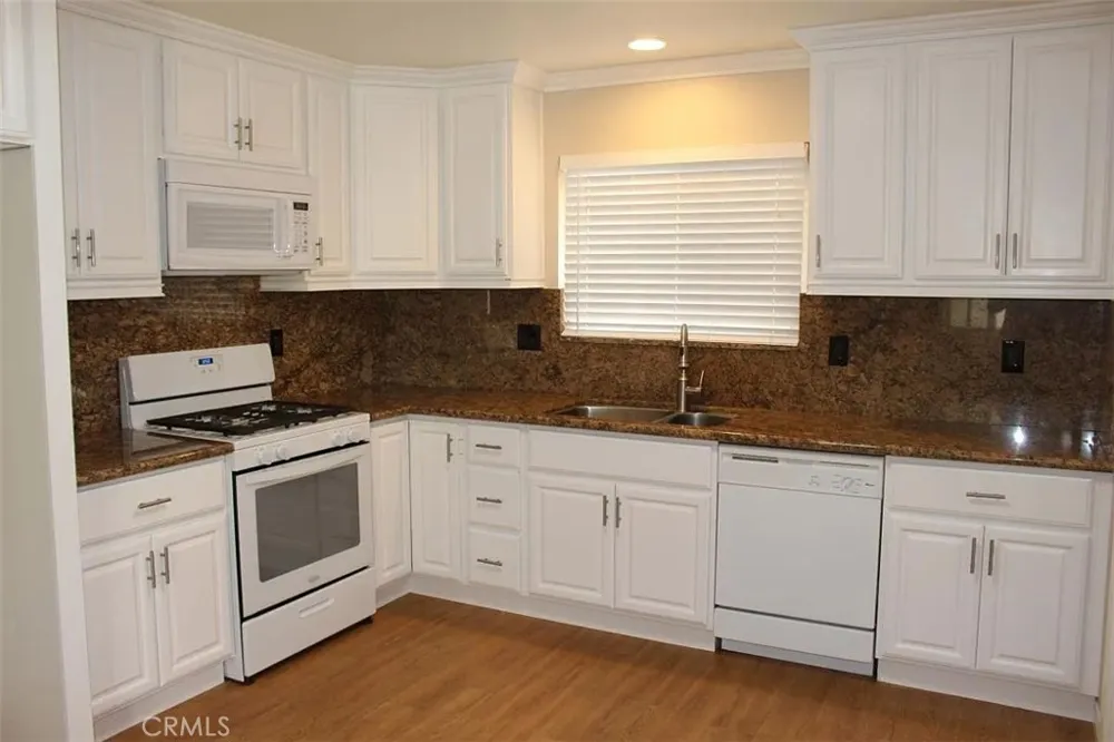 15522 Pratt Huntington Beach, CA 92647