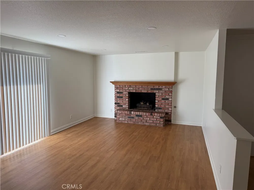 15522 Pratt Huntington Beach, CA 92647