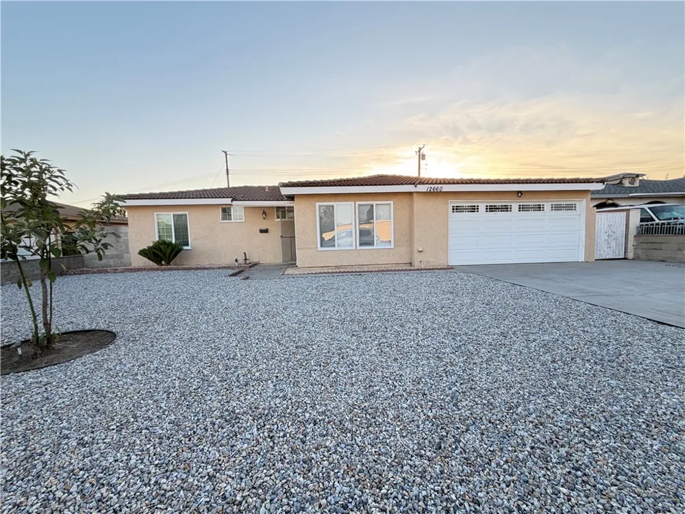 12660 Yorba Chino, CA 91710
