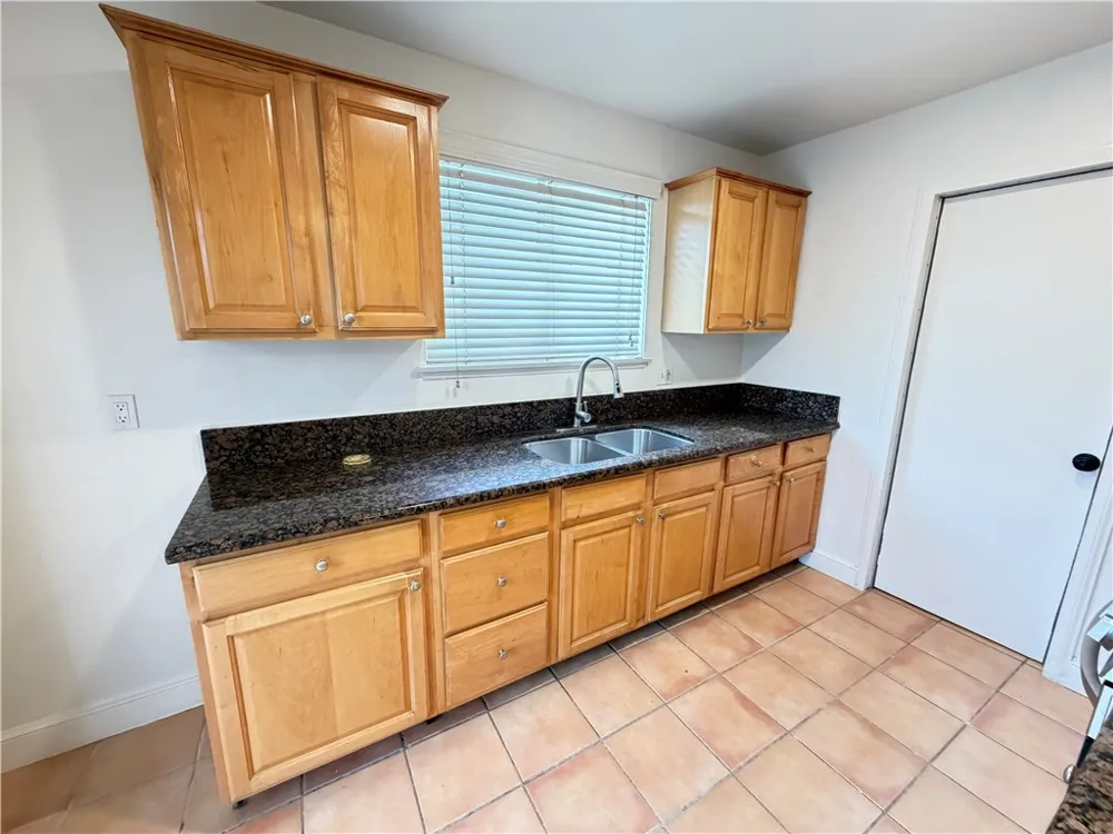 12660 Yorba Chino, CA 91710