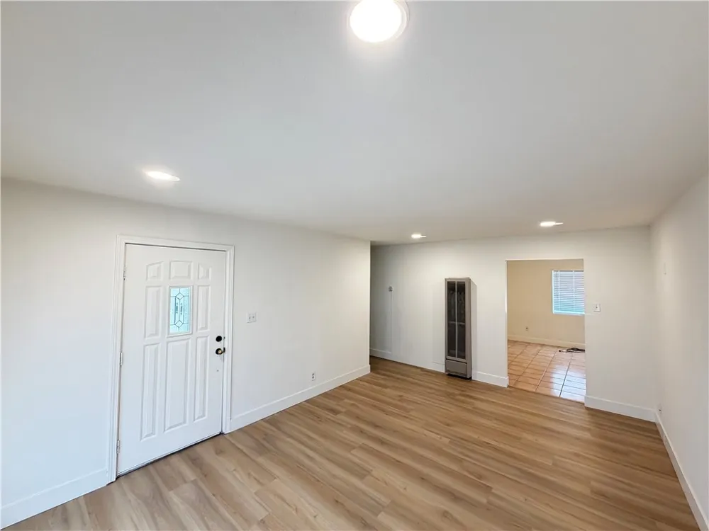 12660 Yorba Chino, CA 91710