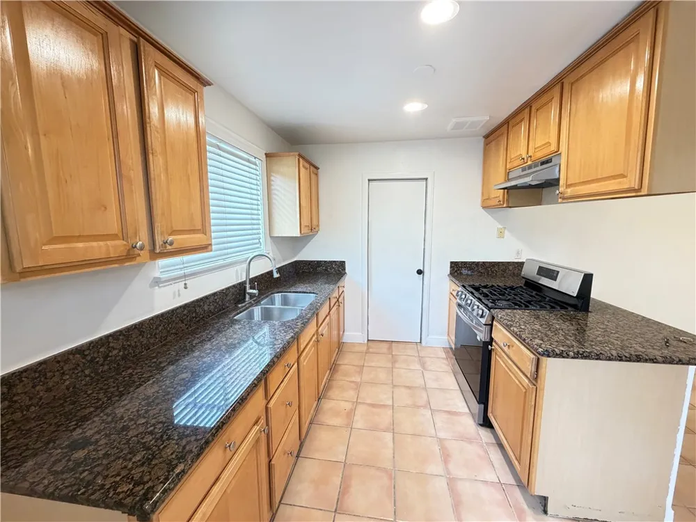 12660 Yorba Chino, CA 91710
